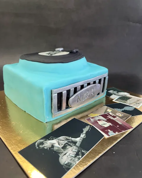 Tarta de tocadiscos con fotos