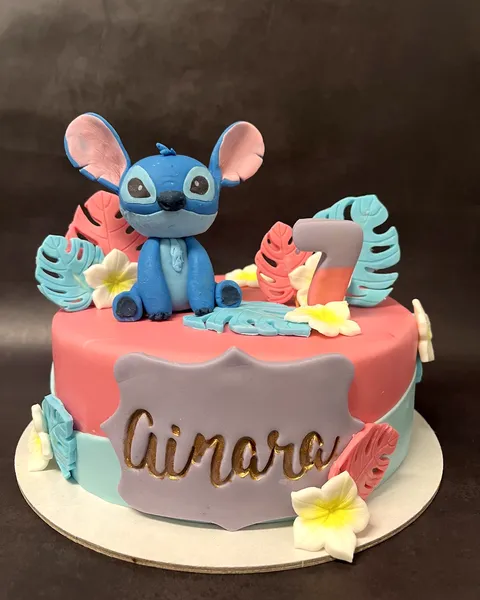 Tarta de Stitch con el 7