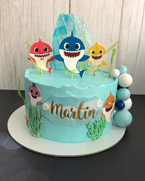 Tarta de Baby Shark