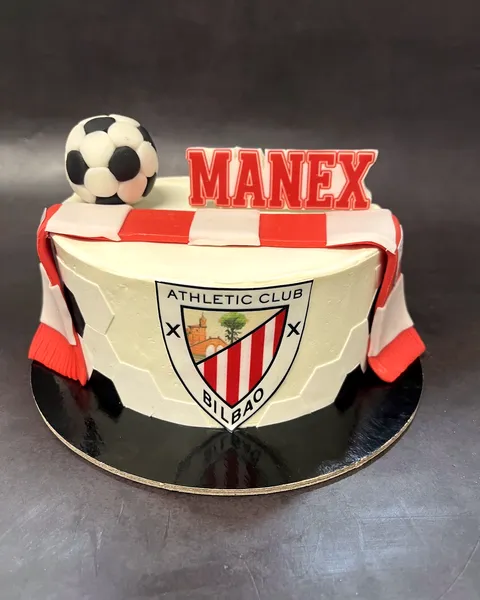 Tarta del Athletic con bufanda