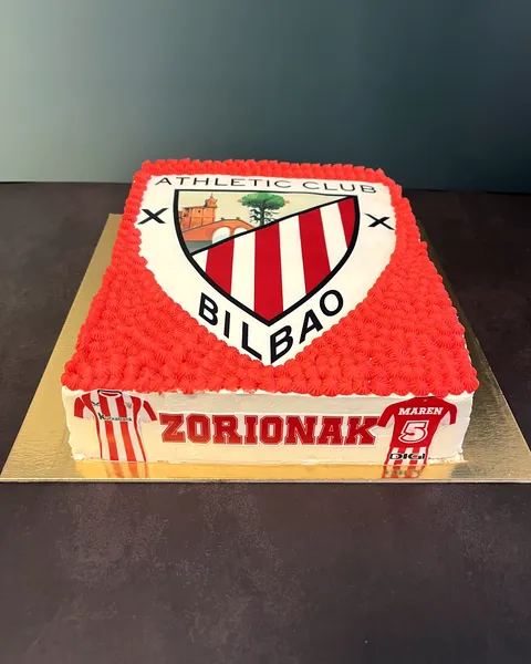 Tarta del Athletic cuadrada