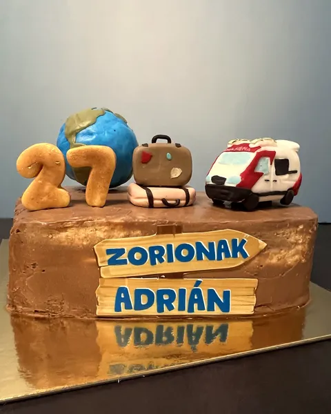 Tarta de viajes con el 27