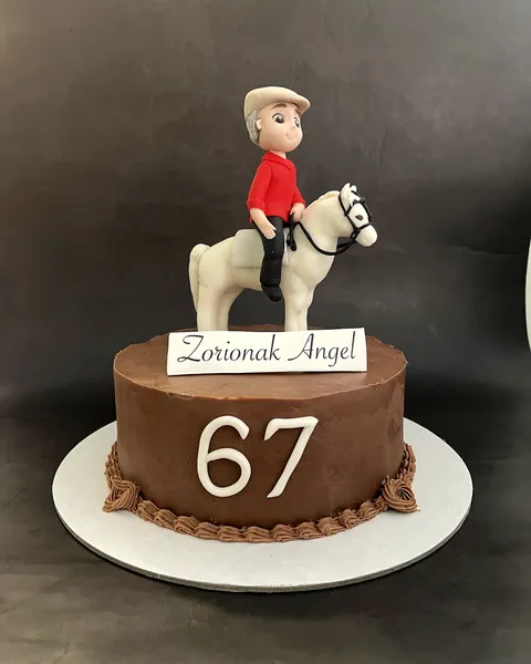 Tarta de chocolate con jinete y el 67