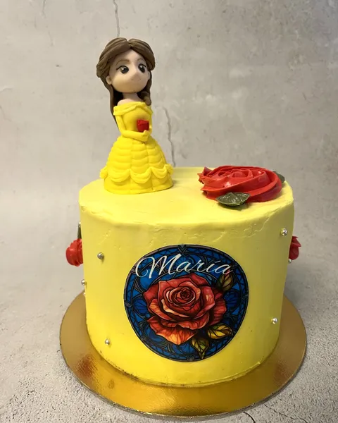 Tarta de Bella con rosa