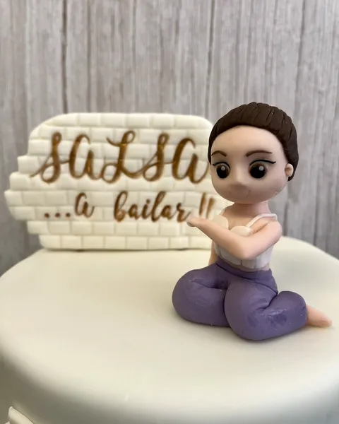Bailarina de salsa de fondant