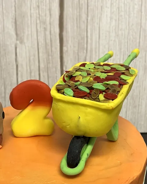Carretilla de hojas de otoño de fondant