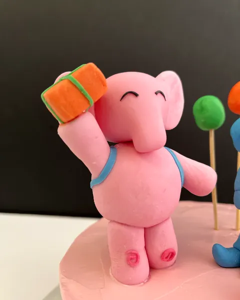Elly de Pocoyó de fondant