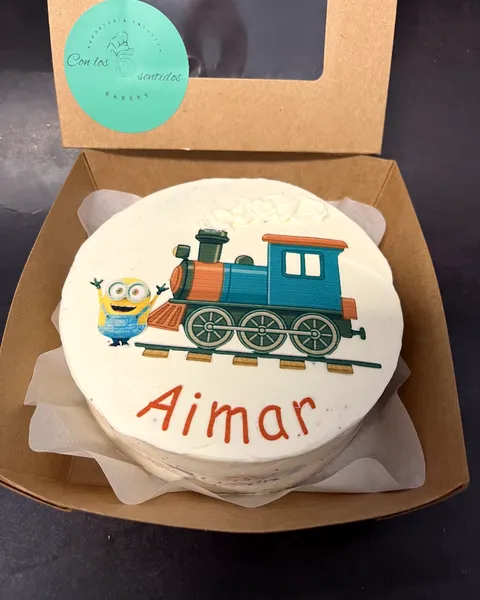 Bento cake con tren